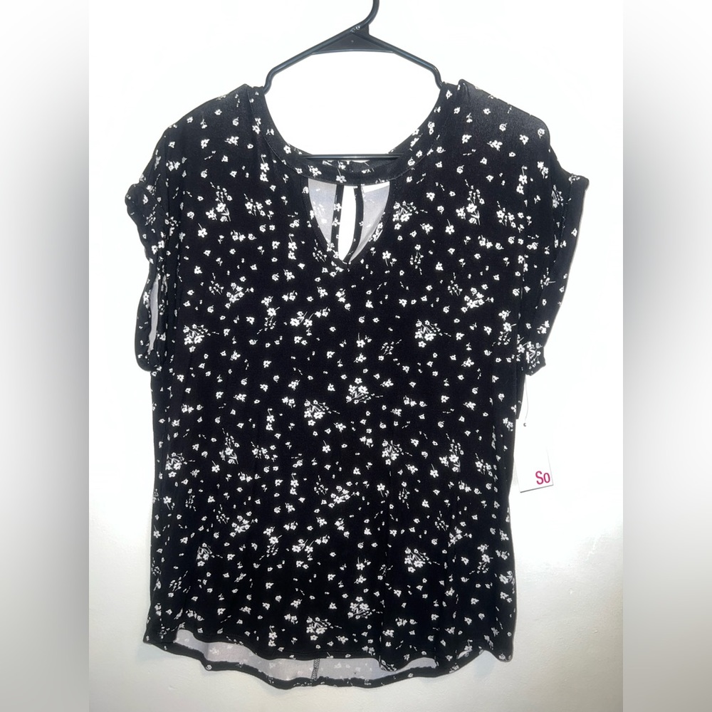 SO Black and White Floral T-Shirt
